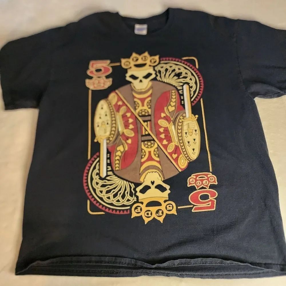 Gildan Five Finger Death Punch With 2 Sided Playing Card Graphics Size XL